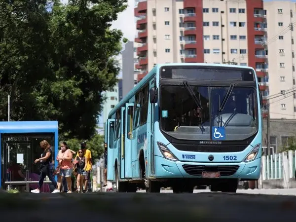 TCE-PR suspende licitação para o transporte coletivo de Paranaguá
