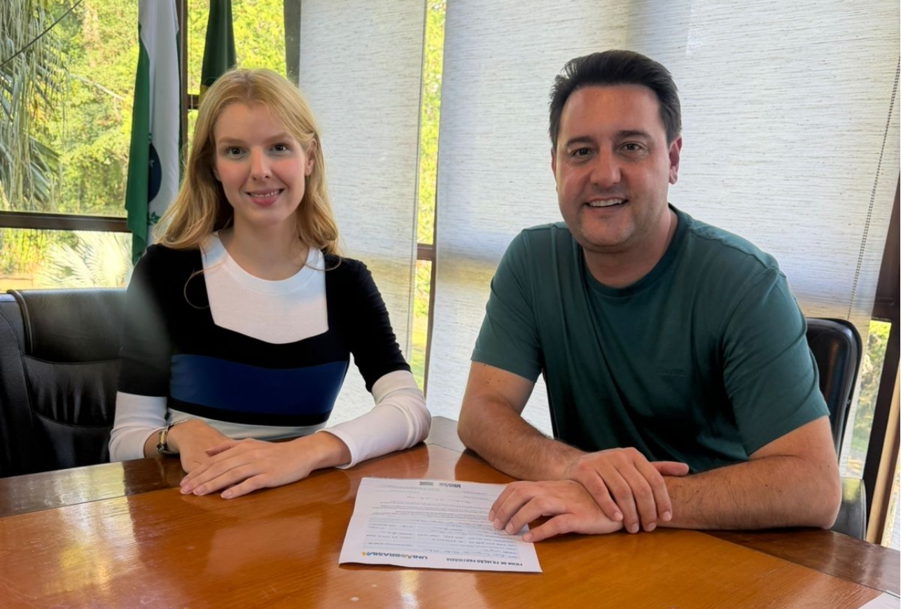 Deputada Federal Luísa Canziani (União Brasil) e governador do Paraná Ratinho Jr.