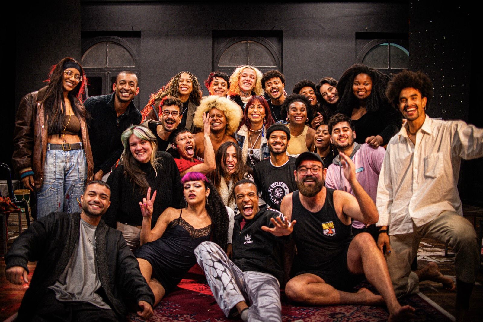 Companhia de Teatro da UFPR recebe homenagem na Câmara Municipal de Curitiba