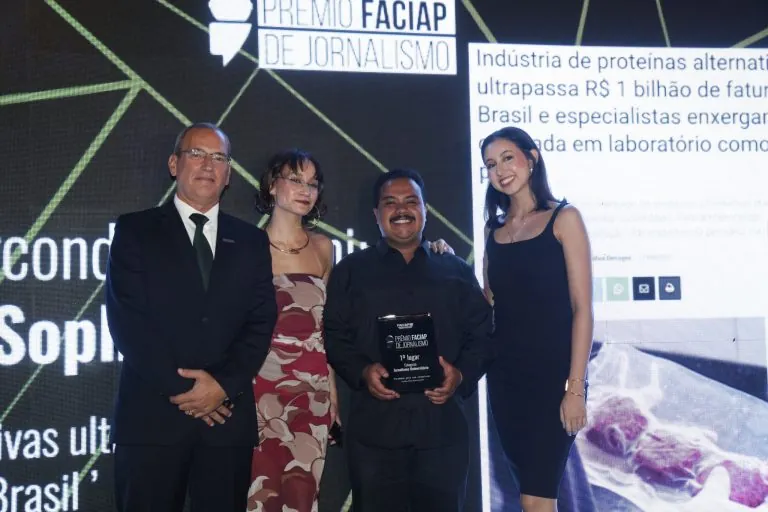 Estagiária do Jornal Plural é campeã do 4º Prêmio Faciap de Jornalismo