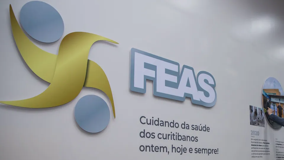 TCE-PR mantém irregularidade em contrato sem licitação da Feas em Curitiba