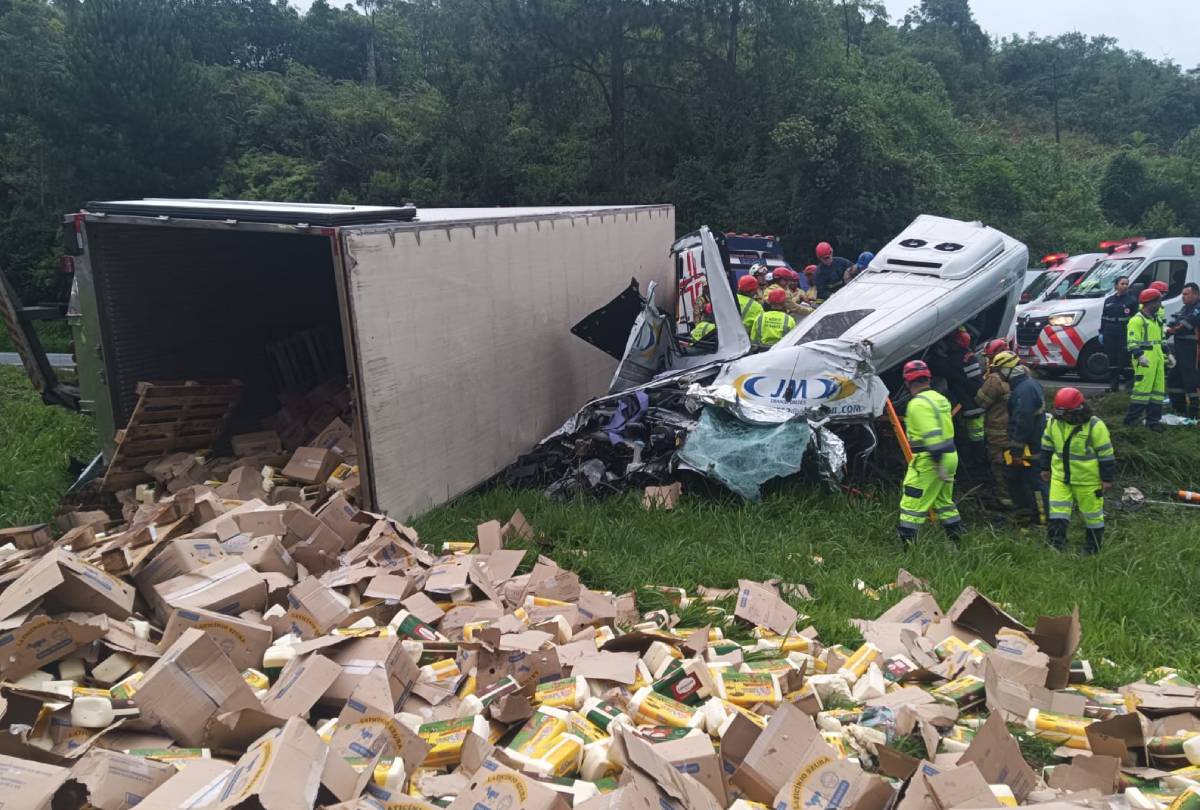 Operação prende três suspeitos por roubo de caminhão que resultou em seis mortes na BR-116