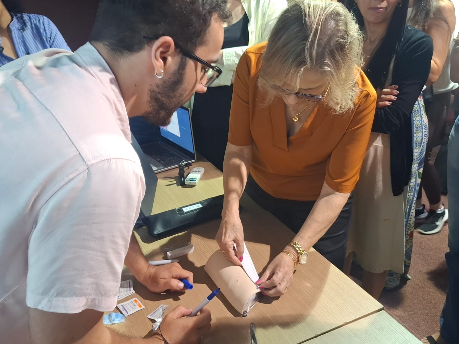 SUS passa a oferecer implante subdérmico como anticoncepcional