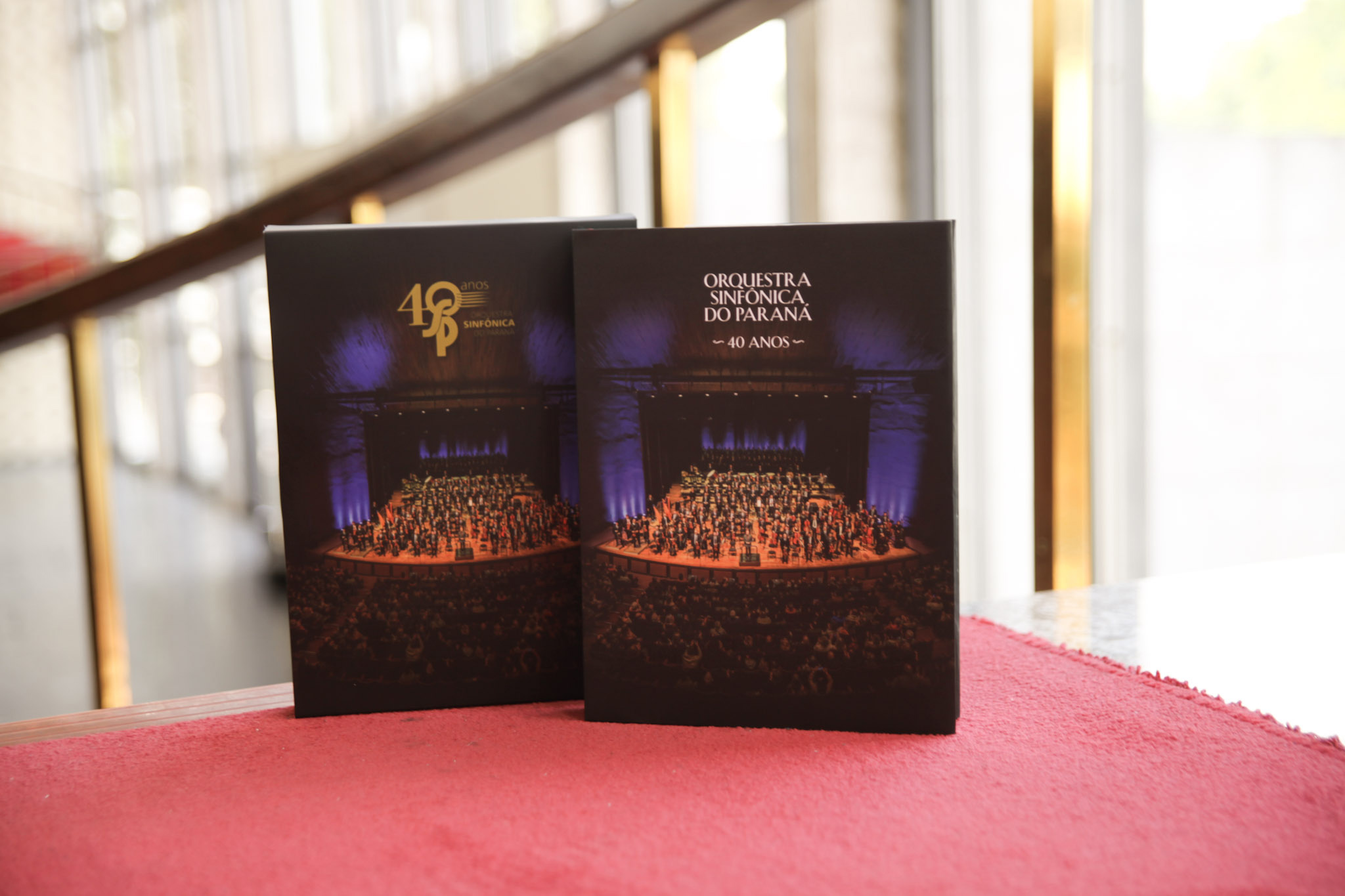 Orquestra Sinfônica do Paraná faz 40 anos e comemora com lançamento de livro de memórias
