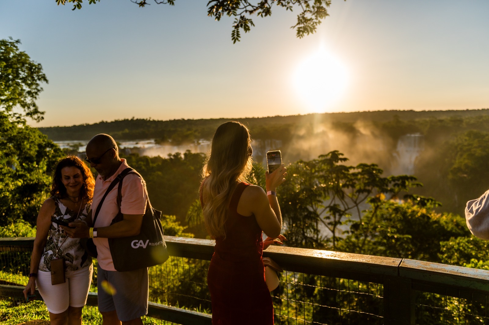 Foz do Iguaçu figura entre os 10 destinos mais bem avaliados da América do Sul e tem janeiro recorde no turismo