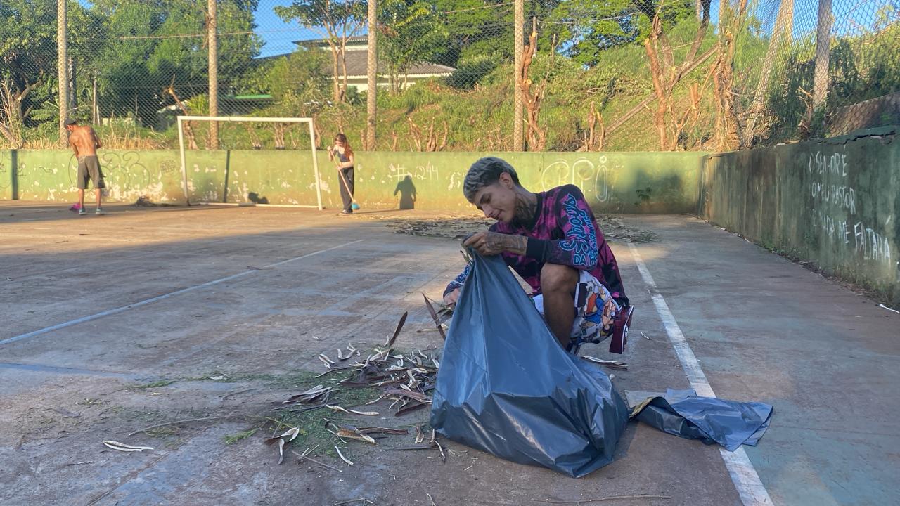 Coletivo de hip-hop transforma associação abandonada em base cultural de Foz do Iguaçu
