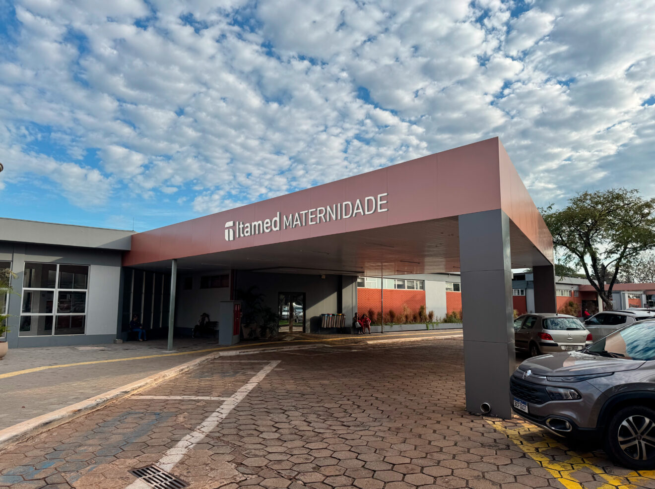 Governo do PR renegocia contrato com Itamed para evitar interrupção de partos em Foz do Iguaçu