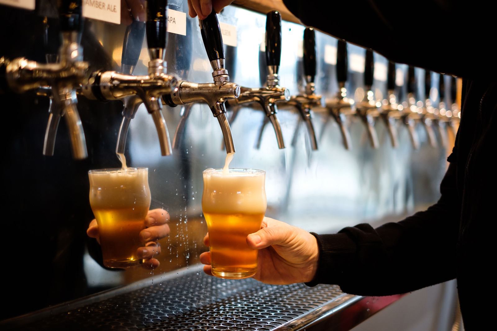 Foz do Iguaçu terá dois festivais de cerveja em dezembro; confira datas, locais e programação