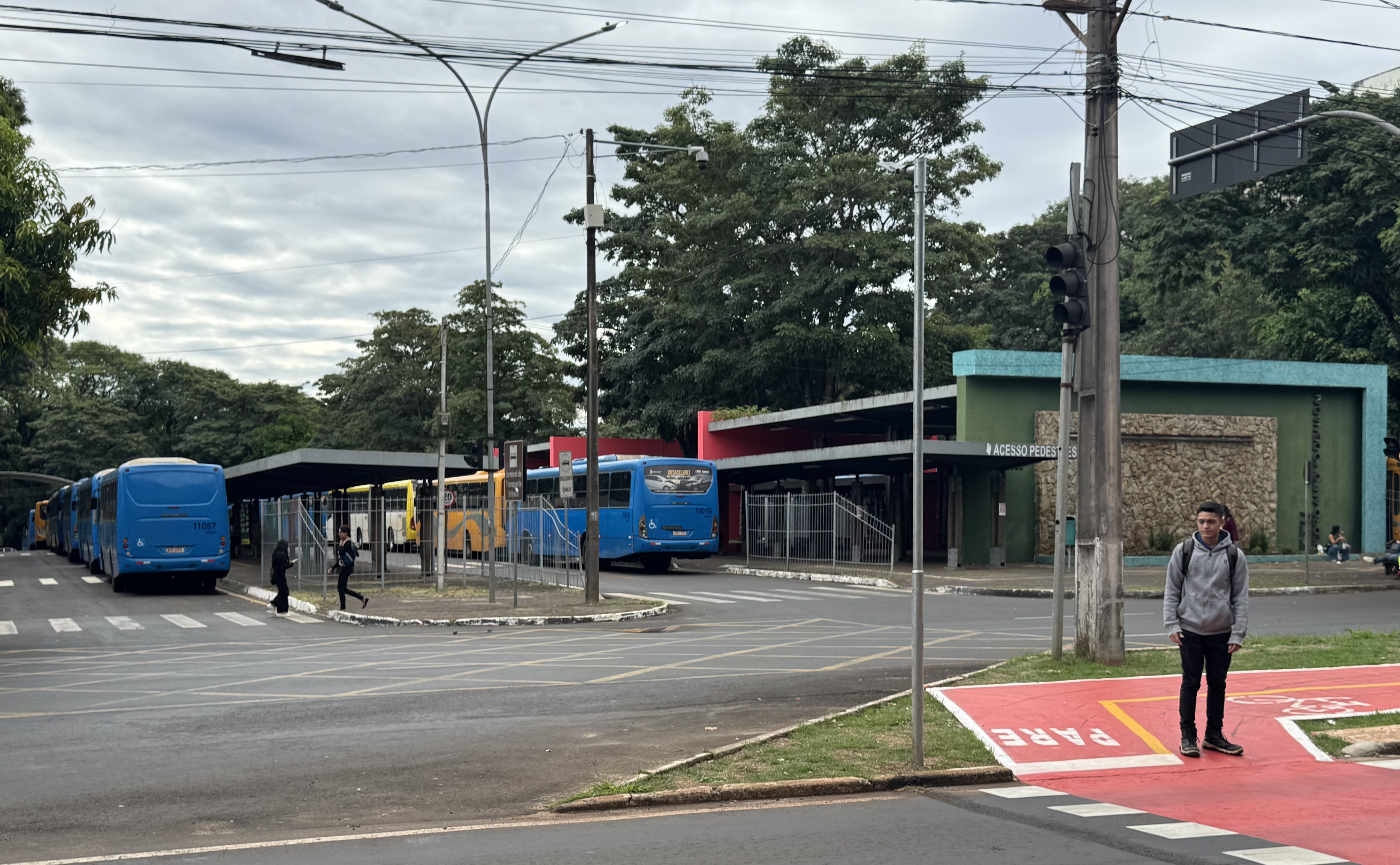 Trabalhadores aprovam acordo e encerram greve do transporte em Foz do Iguaçu