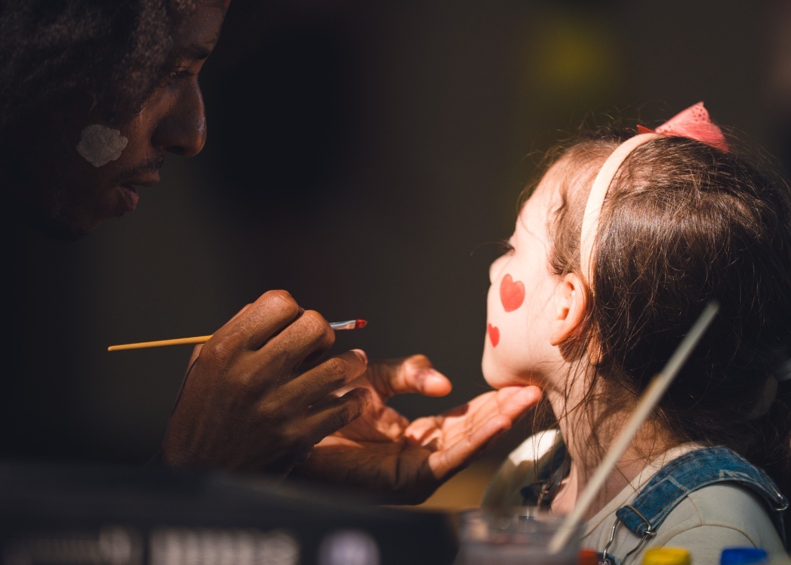Foz do Iguaçu transforma o carnaval em vitrine de diversidade cultural; confira o guia