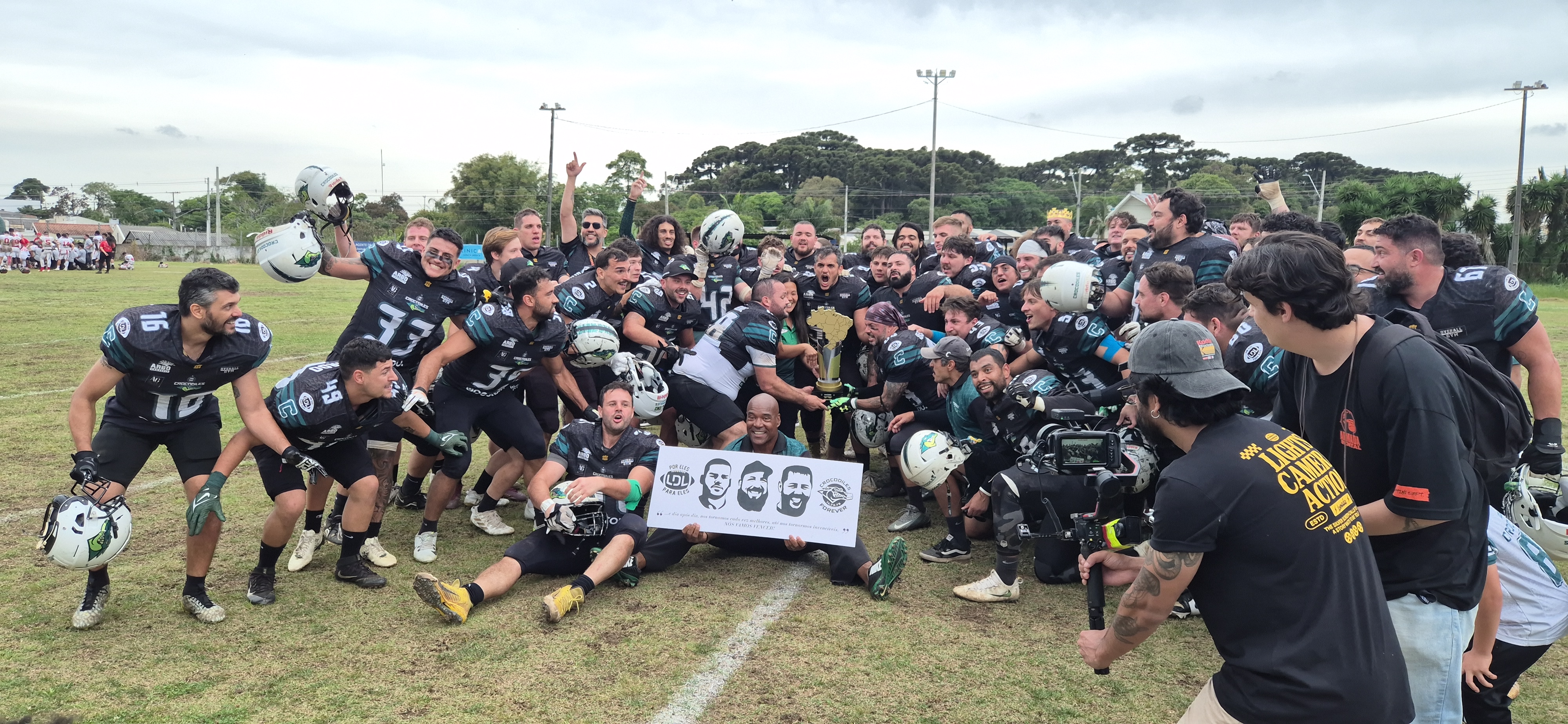 Coritiba Crocodiles chega invicto à final do Brasil Bowl