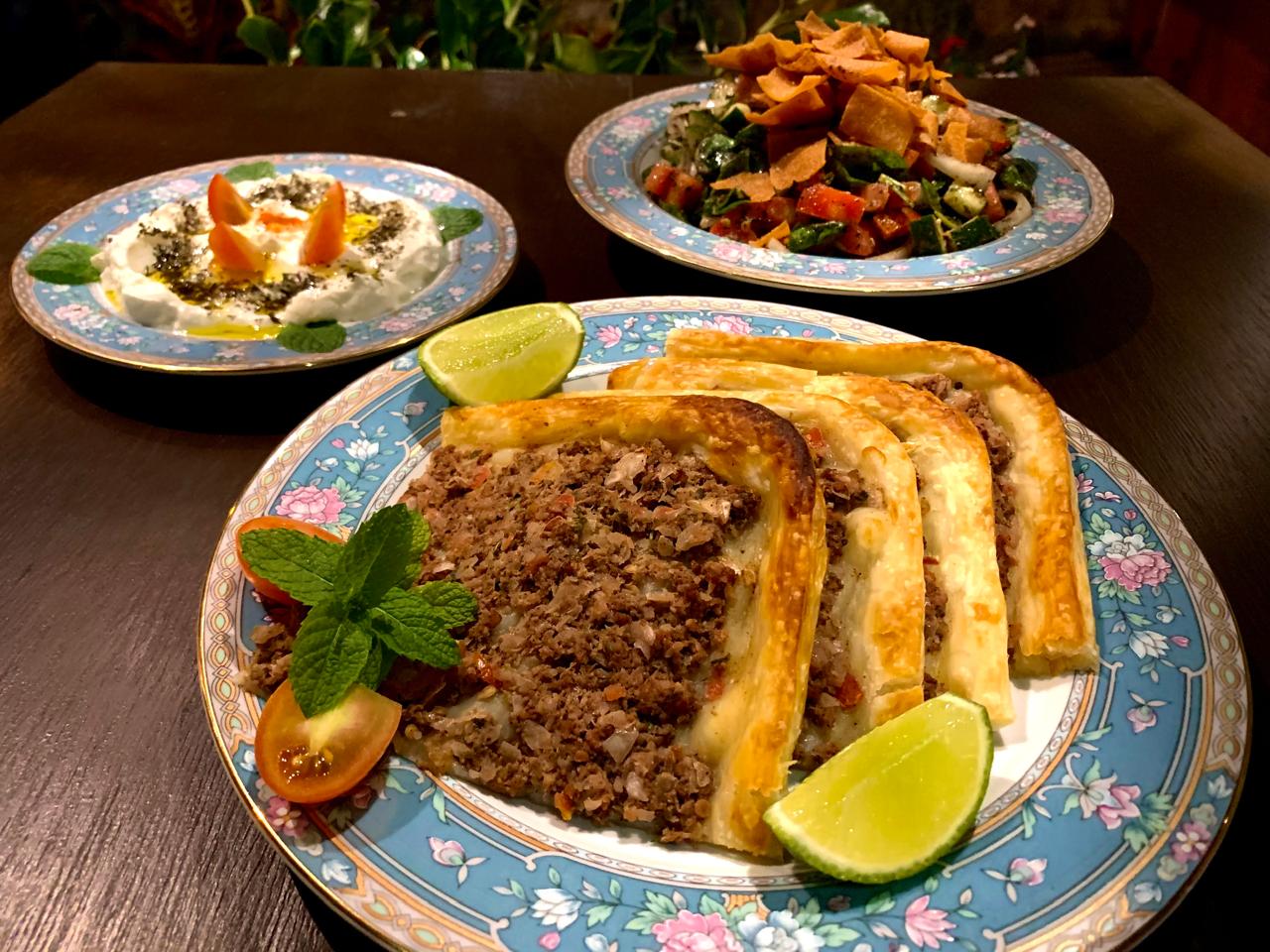 Toque o sino para comer a melhor comida síria de Curitiba
